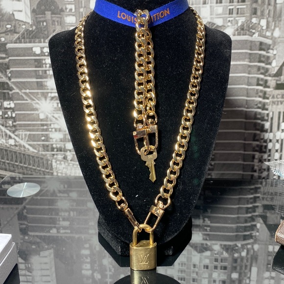 Louis Vuitton Jewelry - Authentic Louis Vuitton Lock & 1 Key On Chains